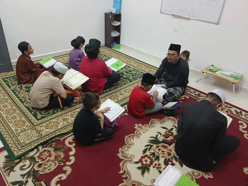 Akademi Ibnu Abbas